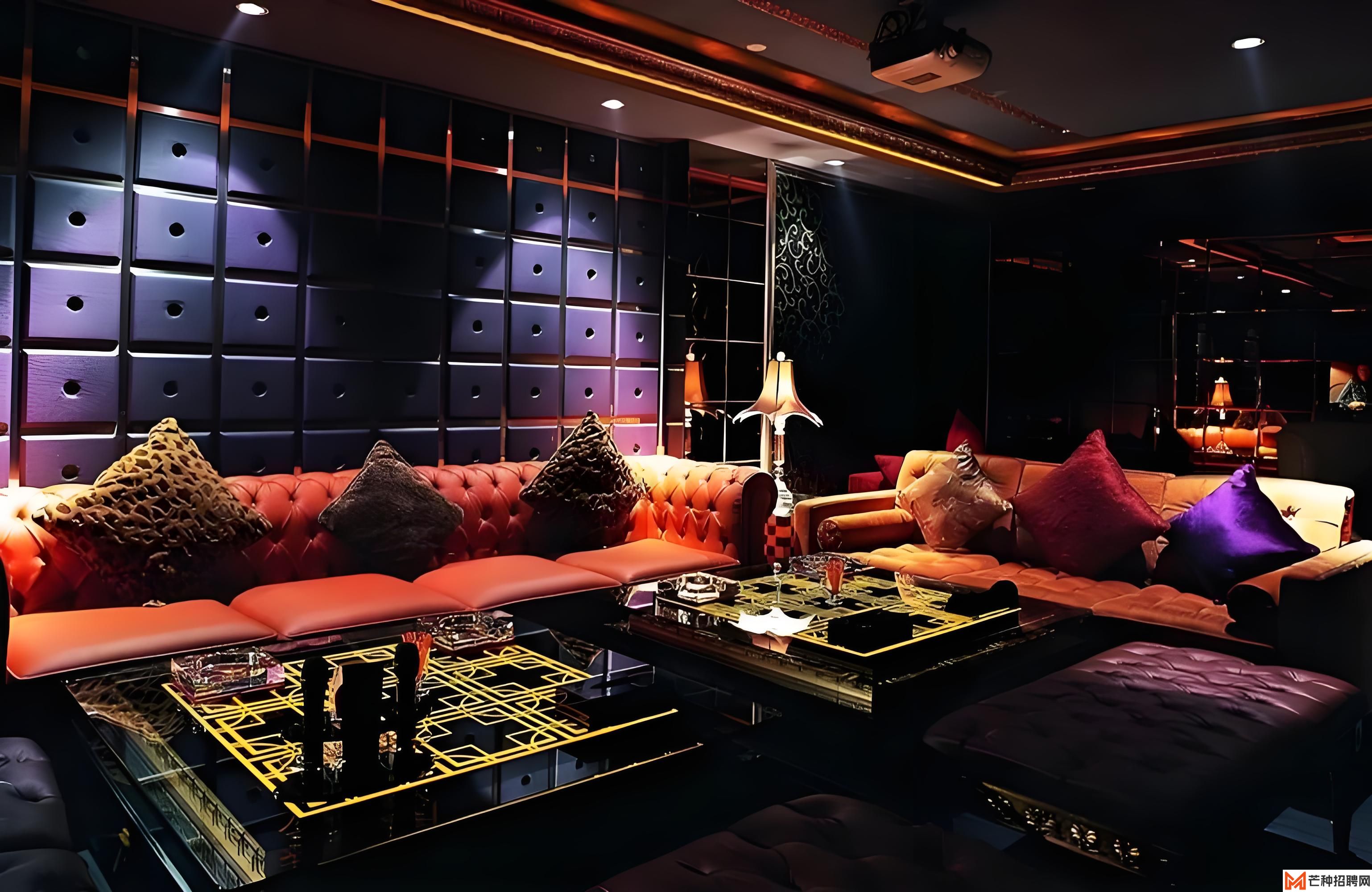 探秘长沙网红酒吧 感受驻唱乐队的音乐魅力