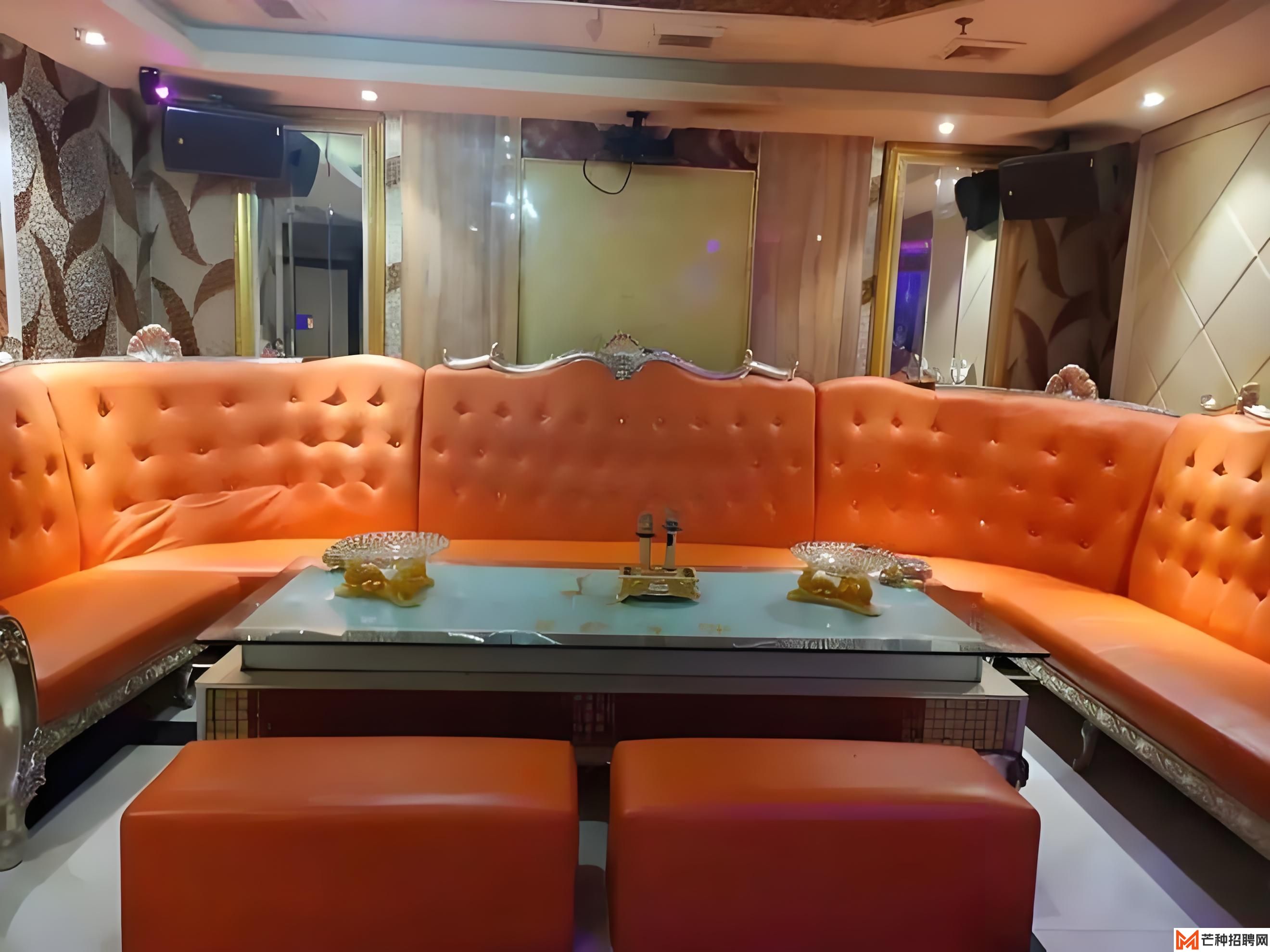 来长沙最潮夜场，做最闪亮的气氛女王！