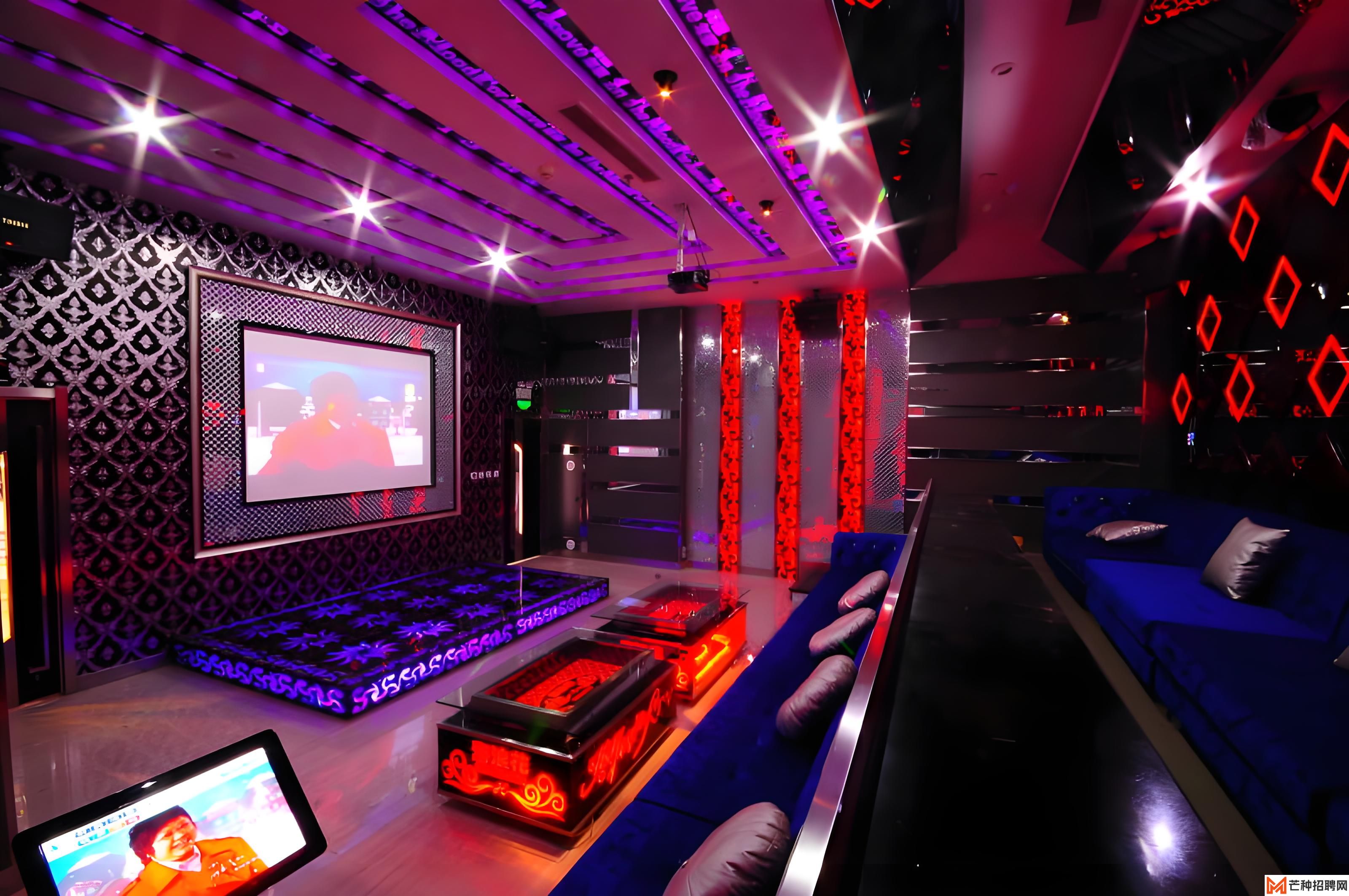 来吧！长沙最潮夜场诚聘女性收银员